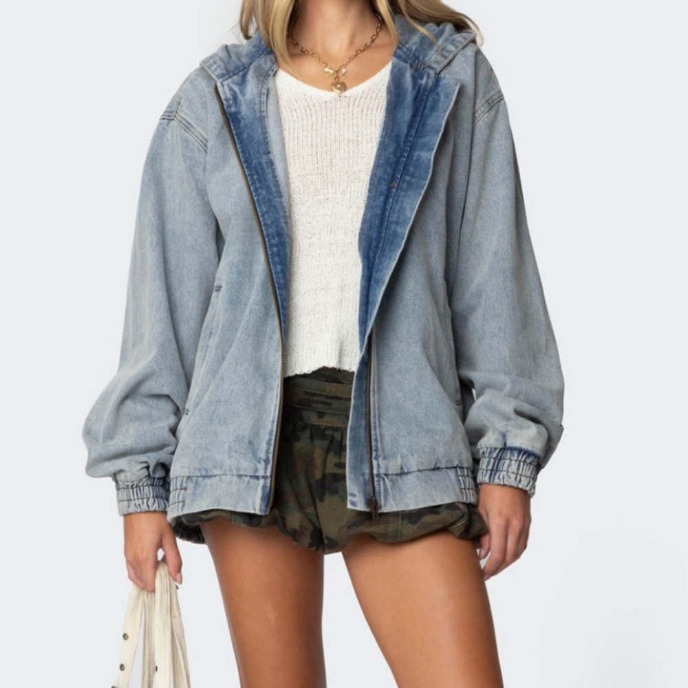 Oversized Jean Jacket - Picture 2 of 3